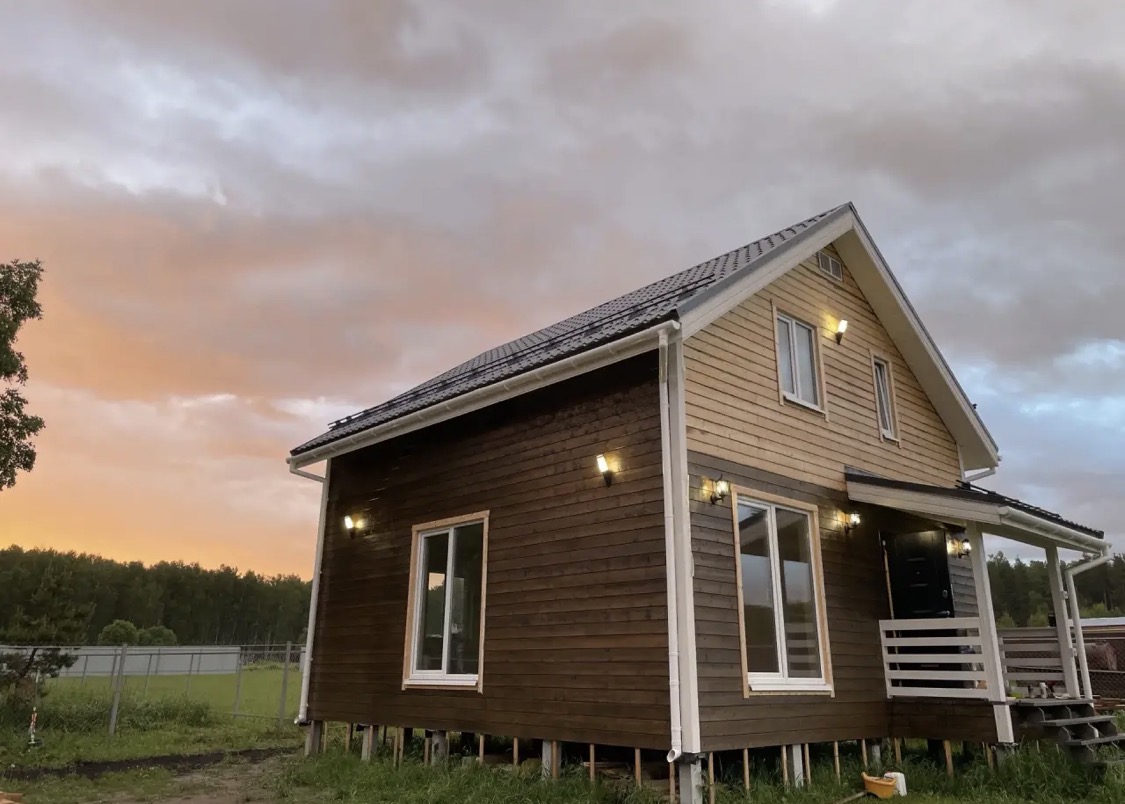 W-House